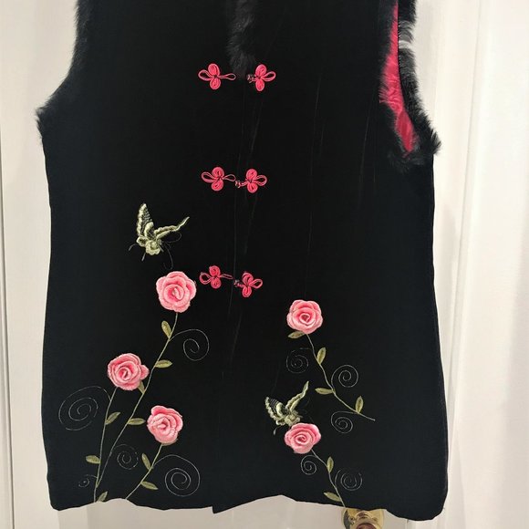 Brand NEW Chinese Style Faux Fur Trim Embroidery Soft Long Vest Size 2X - Picture 3 of 6